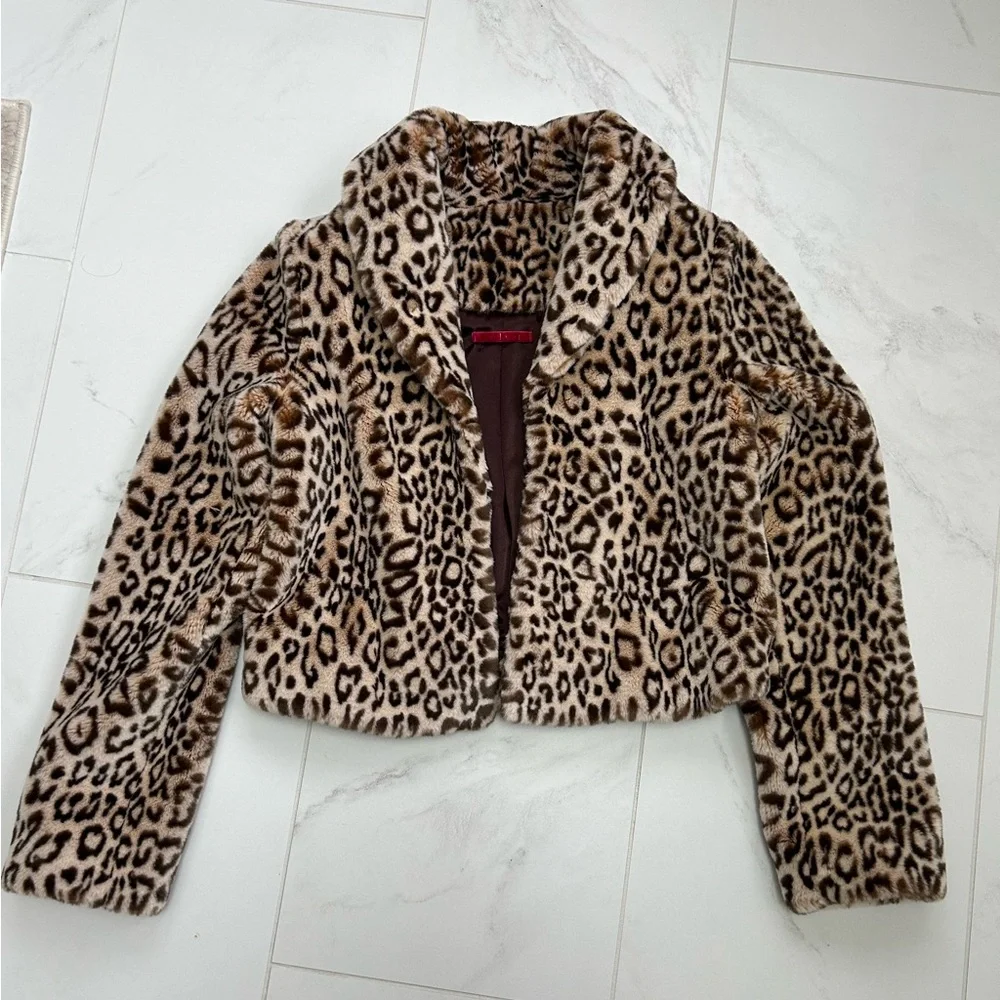 Velvet by Graham & Spencer Leopard Print Faux Fur Cropped Jacket - Picture 1 of 8